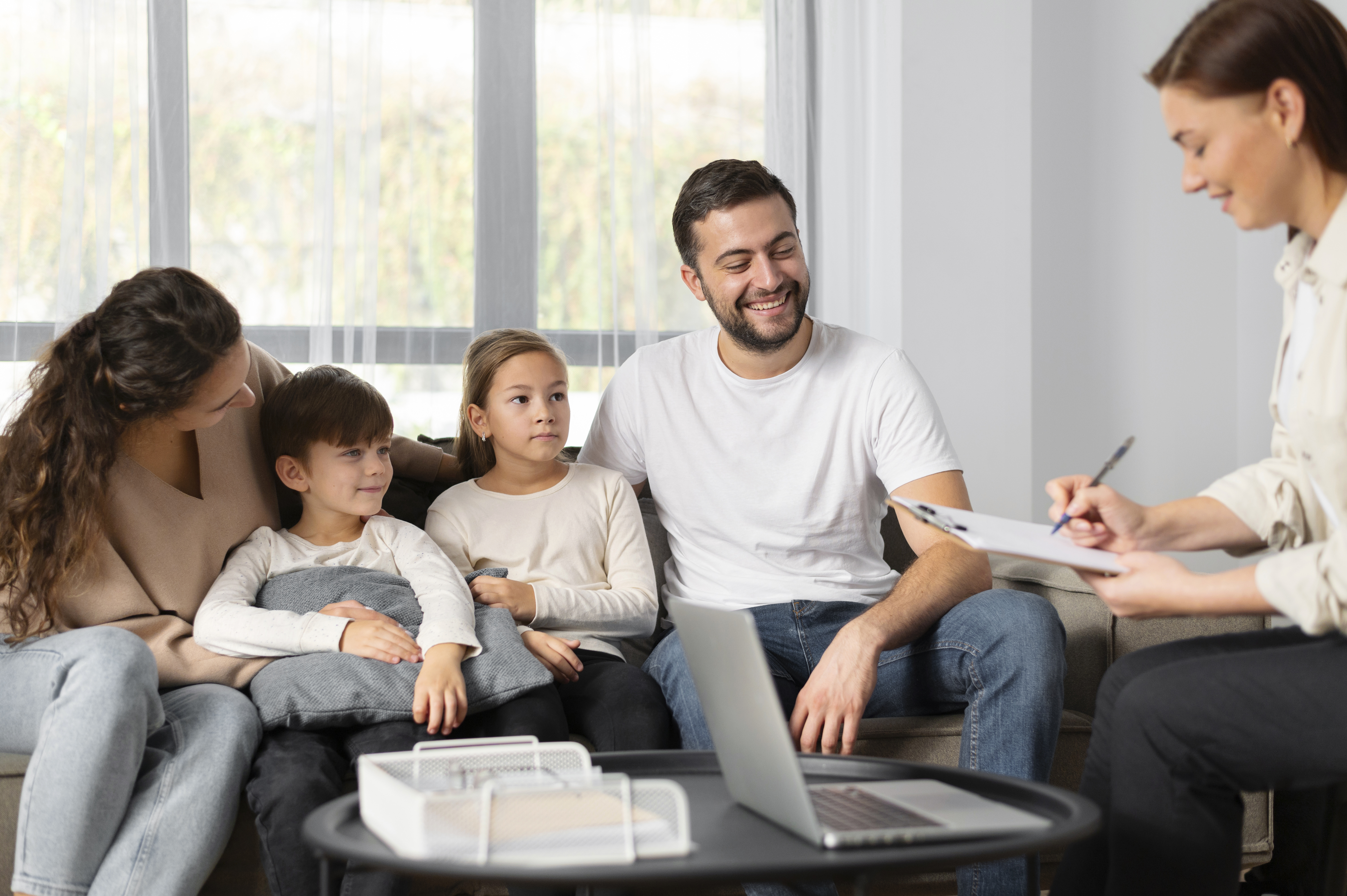 Aile Danışmanlığı Eğitimi Nedir? Aile Danışmanı Nasıl Olunur?
